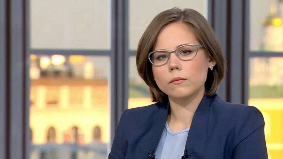 Daughter of prominent Putin supporter killed in Moscow car bomb attack