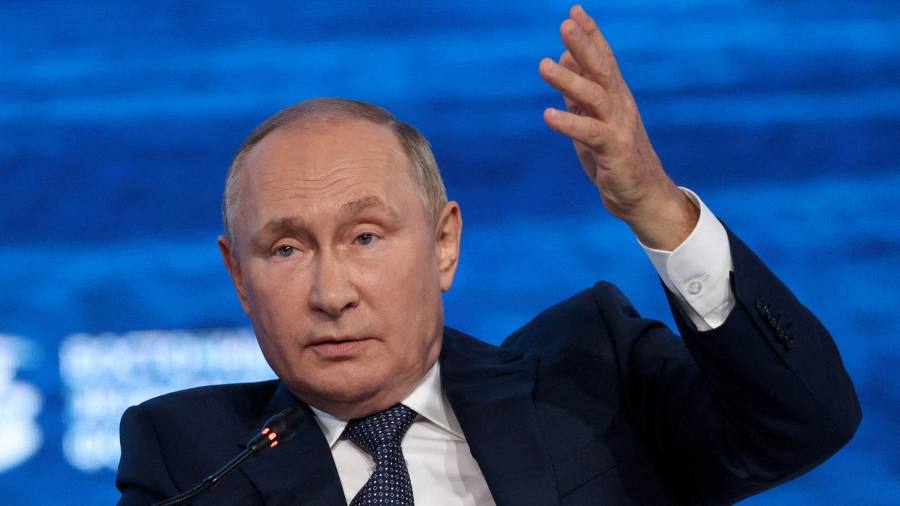 Vladimir Putin criticises grain deal agreed with Ukraine