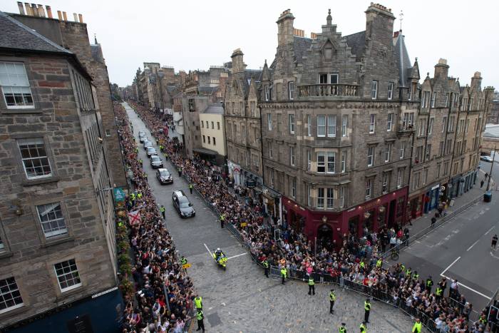 Crowds lined the streets of Edinburgh for the arrival of the Queen’s cortège