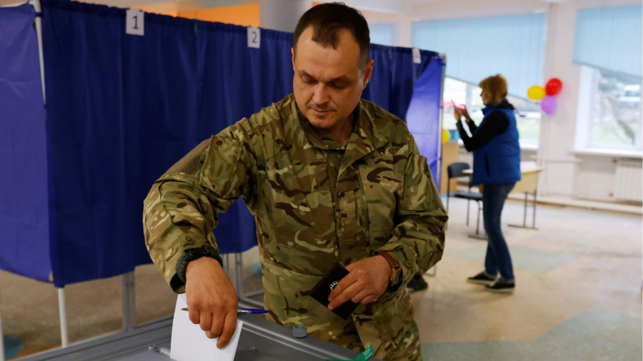 Russian-held sham referendums in occupied Ukraine opt for annexation