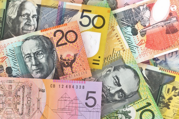 AUD/USD dips after RBA minutes