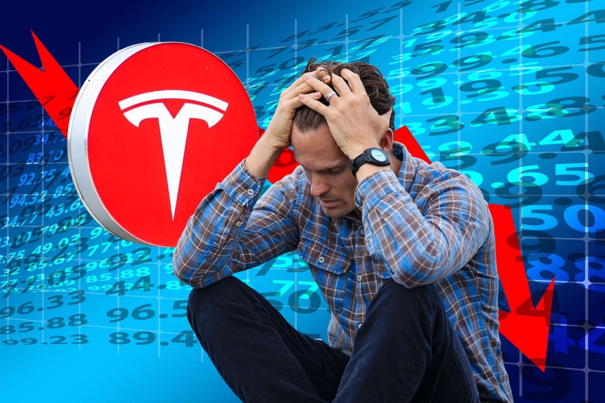 Tesla Down 57% YTD, Analyst Weighs In On Where The Stock Goes From Here - Tesla (NASDAQ:TSLA)