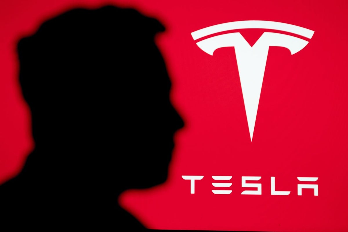 Is Elon Musk Really Done Selling Tesla Stock? He Has Said So 4 Times In The Past Year - Tesla (NASDAQ:TSLA)