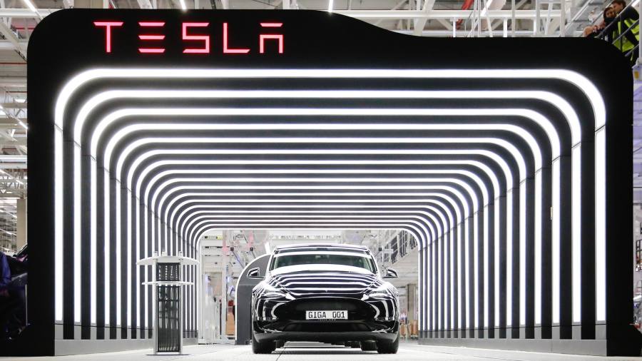 Tesla deliveries fall short of Wall Street expectations