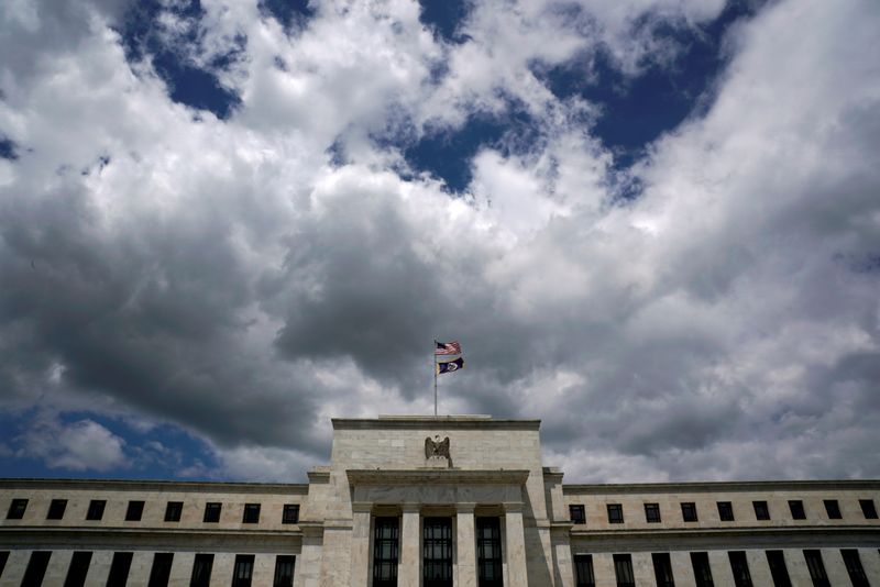 Markets Are Wrong on Fed Rate Hikes, Morgan Stanley’s Caron Says By Bloomberg