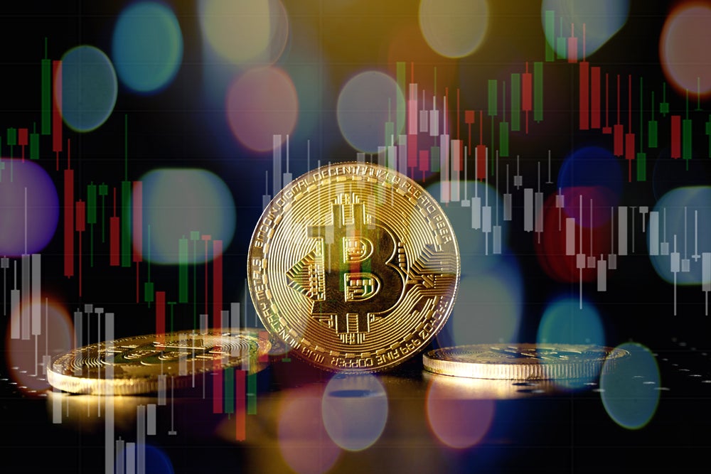 Bitcoin Hovers Below $19K As Crypto Liquidations Hit $200M - Bitcoin (BTC/USD)