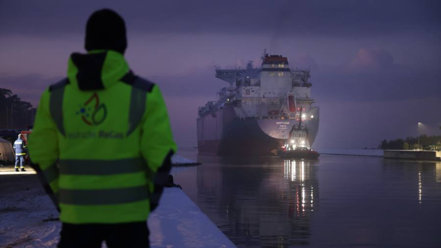 Europe leads pack on LNG imports as global competition for fuel heats up