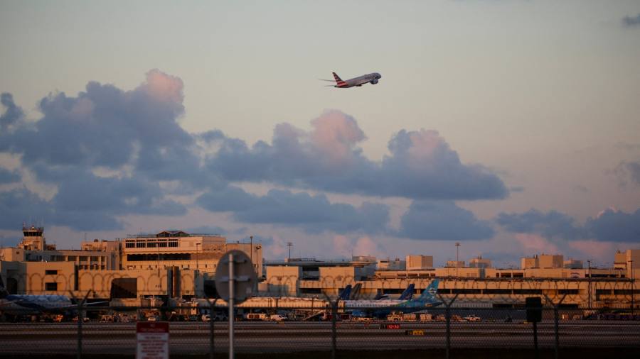 US flights grounded after FAA computer system fails